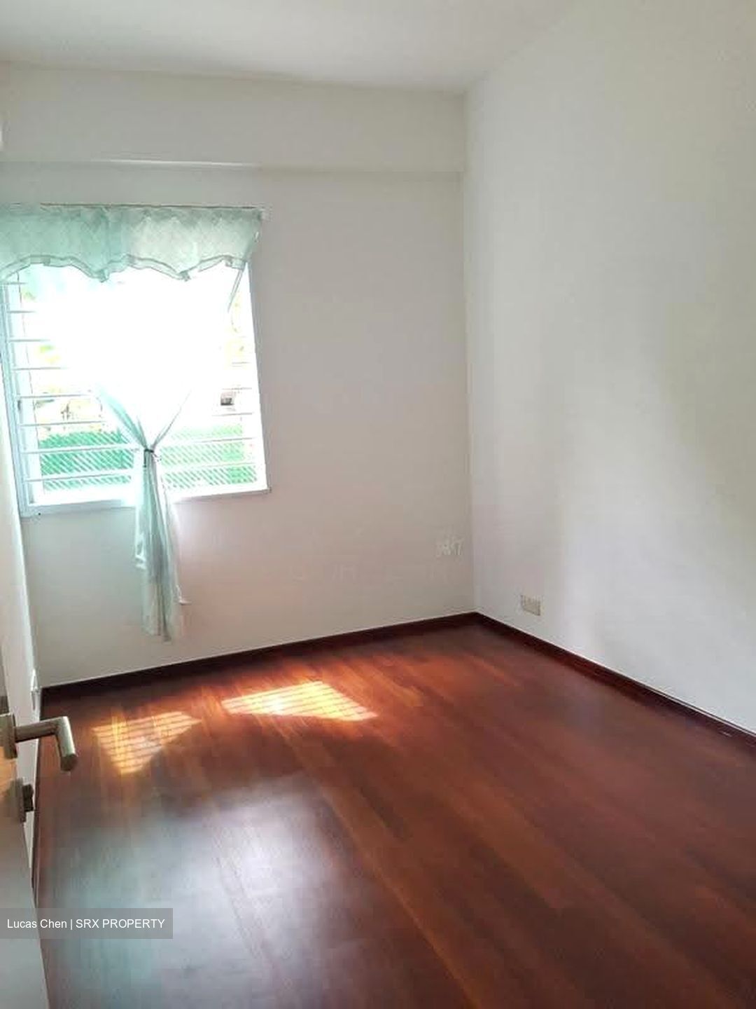 Country Park Condominium (D16), Condominium #638173191